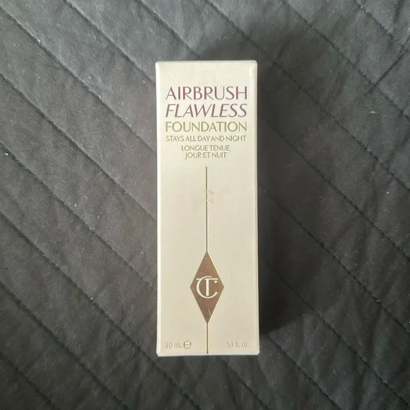 Charlotte Tilbury Airbrush Flawless Foundation, ORIGINAL 6 Warm - Picture 10 of 13